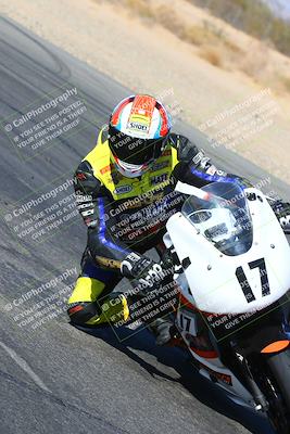 media/Feb-13-2022-SoCal Trackdays (Sun) [[c9210d39ca]]/Turn 7 Inside (1040am)/